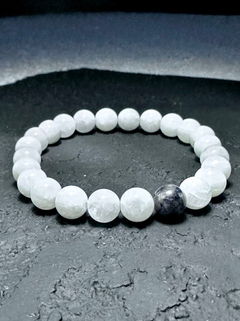 Bransoletka z kamienia księżycowyego z iolitem