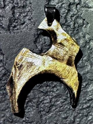 Wisiorek księżycowy łuk